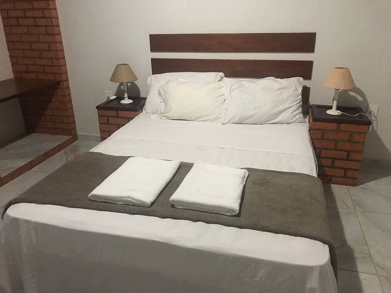 4let Saint Jhon Peró