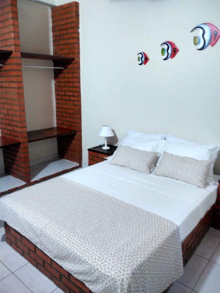 4let Saint Jhon Peró